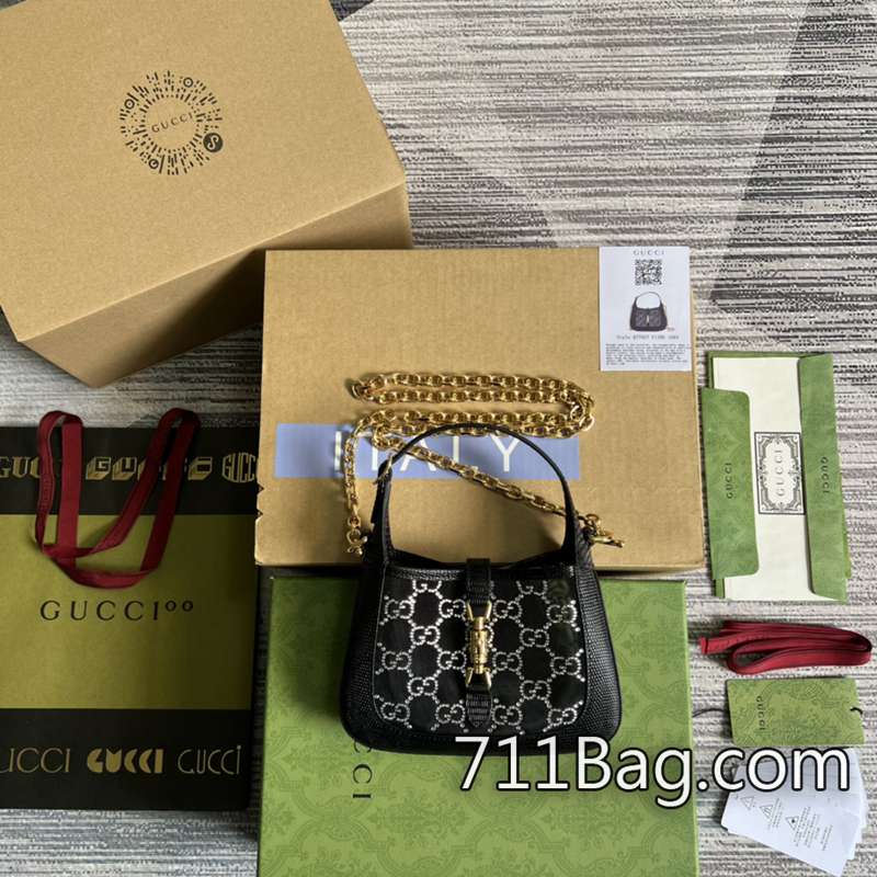 頂級超3AGucci 677027 精選材料來源透明可查。 Gucci Soho Disco包A貨 頂級超3AGucci 677027 精選材料來源透明可查。 Gucci Soho Disco包A貨