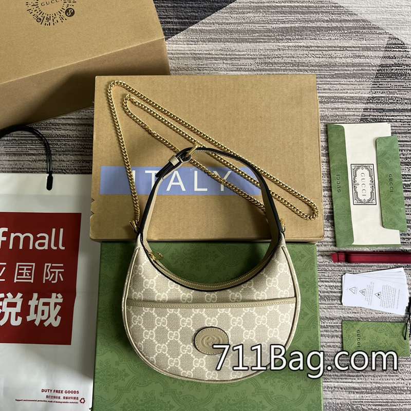 頂級A貨Gucci 726843 提把牢固結實,承重無憂。 Gucci Horsebit 1955包A貨尺寸:22(寬)x12.5(高)x5cm(深)顏色:燕麥色/pvc。意大利創作 頂級A貨Gucci 726843 提把牢固結實,承重無憂。 Gucci Horsebit 1955包A貨尺寸:22(寬)x12.5(高)x5cm(深)顏色:燕麥色/pvc。意大利創作