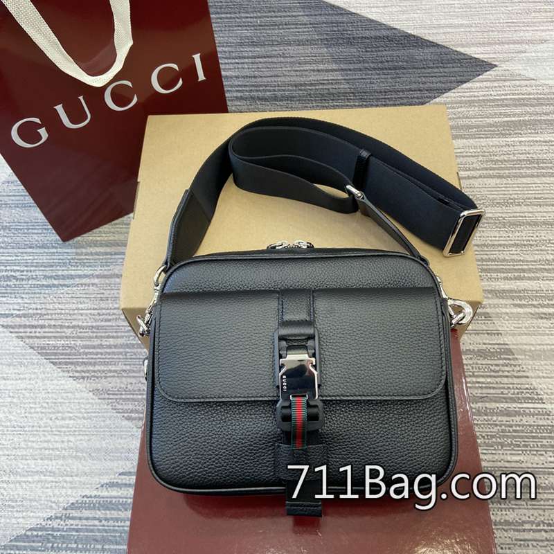 頂級A貨Gucci 816751 手工縫線細節極致 時尚達人愛用Gucci仿包尺寸:23(寬)x19(高)x10cm(深)顏色:克荔枝全皮/原廠皮。 頂級A貨Gucci 816751 手工縫線細節極致 時尚達人愛用Gucci仿包尺寸:23(寬)x19(高)x10cm(深)顏色:克荔枝全皮/原廠皮。