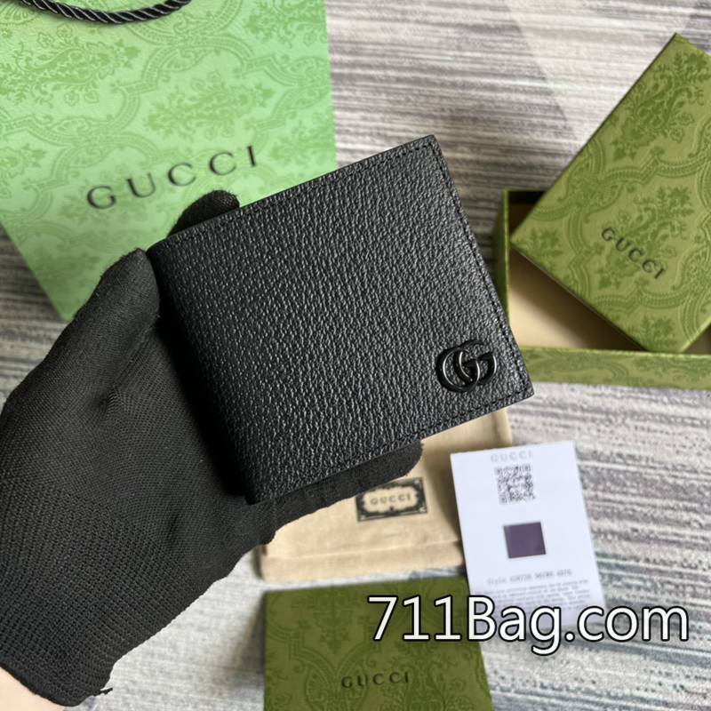 頂級超3AGucci 428726 如藝術品般的精緻呈現。 Gucci包包精品仿製尺寸:10.5*9.5cm。顏色:黑G豬紋皮。 頂級超3AGucci 428726 如藝術品般的精緻呈現。 Gucci包包精品仿製尺寸:10.5*9.5cm。顏色:黑G豬紋皮。