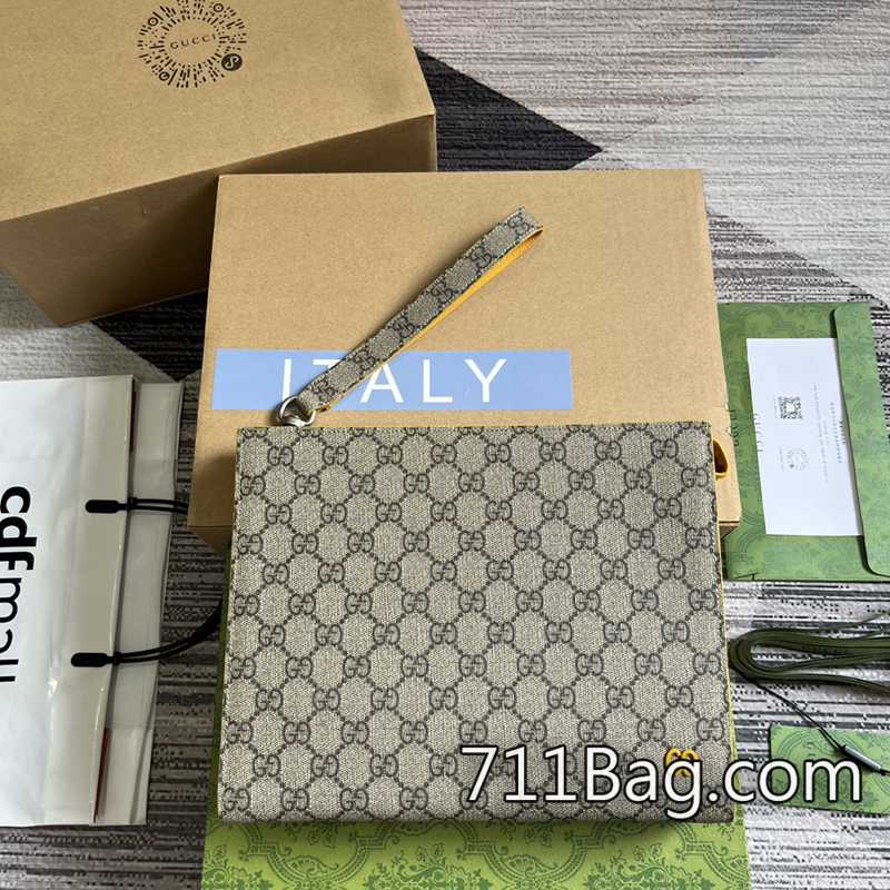 頂級一比一Gucci 768255 每款包出廠前皆經嚴格檢驗。 Gucci正版開模A貨尺寸:18(長)x26(寬)x6cm(厚)顏色:黃色/pvc。 頂級一比一Gucci 768255 每款包出廠前皆經嚴格檢驗。 Gucci正版開模A貨尺寸:18(長)x26(寬)x6cm(厚)顏色:黃色/pvc。