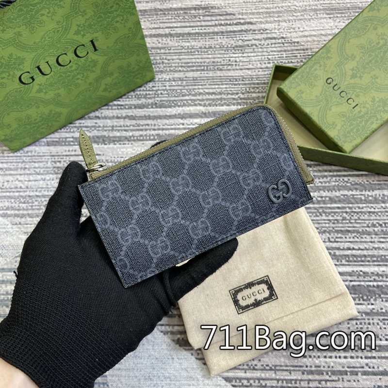 精仿Gucci古馳 795233 細節控必入精品女包 學生黨最愛Gucci高仿尺寸:13.5(寬)x8cm(高)顏色:綠色/黑pvc。 精仿Gucci古馳 795233 細節控必入精品女包 學生黨最愛Gucci高仿尺寸:13.5(寬)x8cm(高)顏色:綠色/黑pvc。