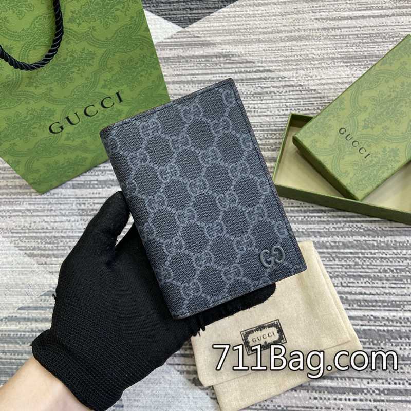 高仿Gucci古馳 795229 拉鍊順滑不卡頓,觸感極佳。 Gucci Horsebit 1955包A貨閉合時尺寸:13.5(長)x9.5厘米(寬)打開時尺寸:13.5(長)x19厘米(寬)顏色:酒紅/黑pvc。 高仿Gucci古馳 795229 拉鍊順滑不卡頓,觸感極佳。 Gucci Horsebit 1955包A貨閉合時尺寸:13.5(長)x9.5厘米(寬)打開時尺寸:13.5(長)x19厘米(寬)顏色:酒紅/黑pvc。