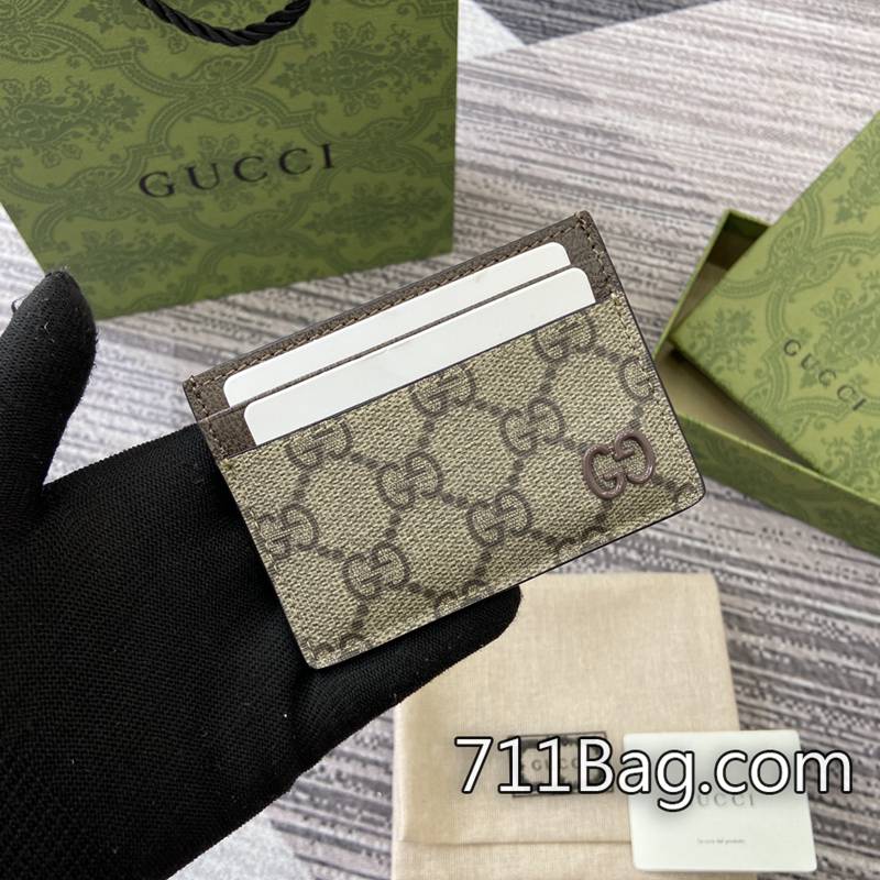 頂級一比一Gucci 768248 做工嚴謹高仿名牌包 超值Gucci A貨精品尺寸:10(長)x7(寬)顏色:棕色/pvc。 頂級一比一Gucci 768248 做工嚴謹高仿名牌包 超值Gucci A貨精品尺寸:10(長)x7(寬)顏色:棕色/pvc。