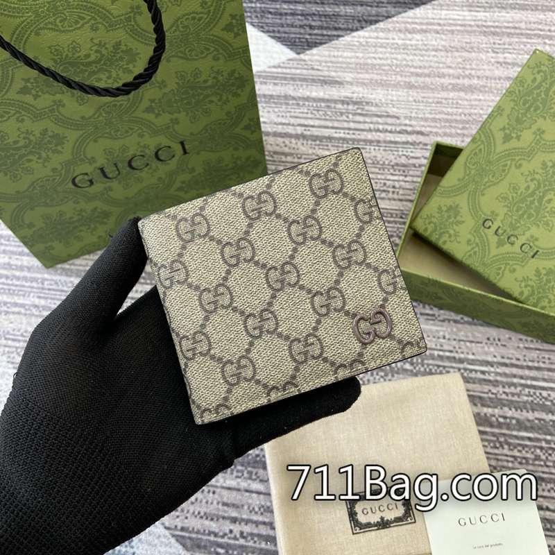 一比一Gucci 768244 每批包包都經人工品檢。 Gucci單肩包A貨閉合時尺寸:11(寬)x9cm(高)打開時尺寸:21(寬)x9cm(高)顏色:棕色/pvc。 一比一Gucci 768244 每批包包都經人工品檢。 Gucci單肩包A貨閉合時尺寸:11(寬)x9cm(高)打開時尺寸:21(寬)x9cm(高)顏色:棕色/pvc。