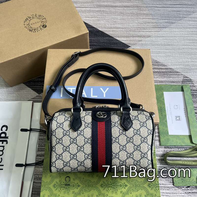 高仿Gucci 772053 高級感滿溢,手感無可挑剔。 高仿Gucci後背包尺寸:14(長)x21.5(寬)x11.5cm(厚)顏色:藍色/pvc。 高仿Gucci 772053 高級感滿溢,手感無可挑剔。 高仿Gucci後背包尺寸:14(長)x21.5(寬)x11.5cm(厚)顏色:藍色/pvc。