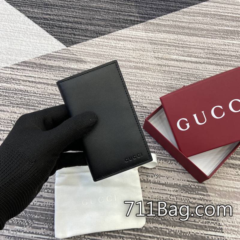 精品A貨Gucci 818953 高端真皮手提包推薦 Gucci旅行包A貨打開時尺寸:15厘米(寬)x12厘米(高);閉合時尺寸:7.5厘米(寬)x12厘米(高)顏色:克皮pvc/原廠皮。 精品A貨Gucci 818953 高端真皮手提包推薦 Gucci旅行包A貨打開時尺寸:15厘米(寬)x12厘米(高);閉合時尺寸:7.5厘米(寬)x12厘米(高)顏色:克皮pvc/原廠皮。