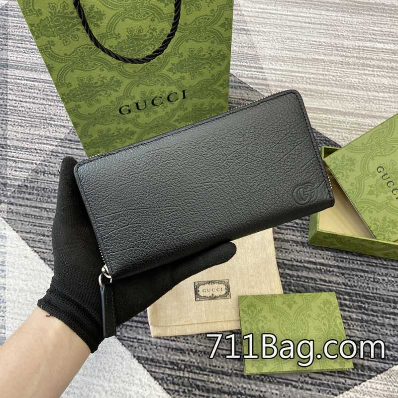 超3AGucci 800180 匠心工藝真皮精品包 Gucci仿品秒殺價尺寸:19cm(寬)x10.5cm(高)x2(側寬)顏色:黑色/全皮。 超3AGucci 800180 匠心工藝真皮精品包 Gucci仿品秒殺價尺寸:19cm(寬)x10.5cm(高)x2(側寬)顏色:黑色/全皮。