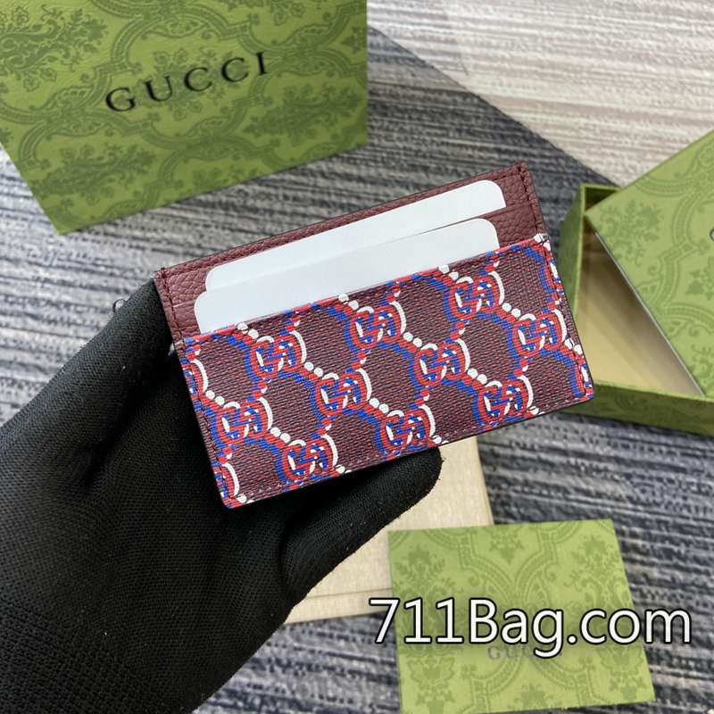超3AGucci 802021 可調節背帶,靈活實用。 情侶款Gucci高仿推薦尺寸:7cm(寬)x11cm(高)顏色:紅色/全皮。 超3AGucci 802021 可調節背帶,靈活實用。 情侶款Gucci高仿推薦尺寸:7cm(寬)x11cm(高)顏色:紅色/全皮。