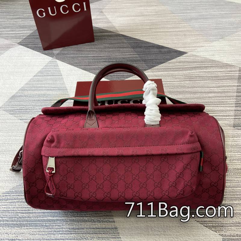 精品A貨Gucci 800185 頂級材料打造手袋 Gucci單肩包A貨尺寸:42(長)x22(寬)x22厘米(厚)顏色:紅佈紅皮/原廠皮。 精品A貨Gucci 800185 頂級材料打造手袋 Gucci單肩包A貨尺寸:42(長)x22(寬)x22厘米(厚)顏色:紅佈紅皮/原廠皮。