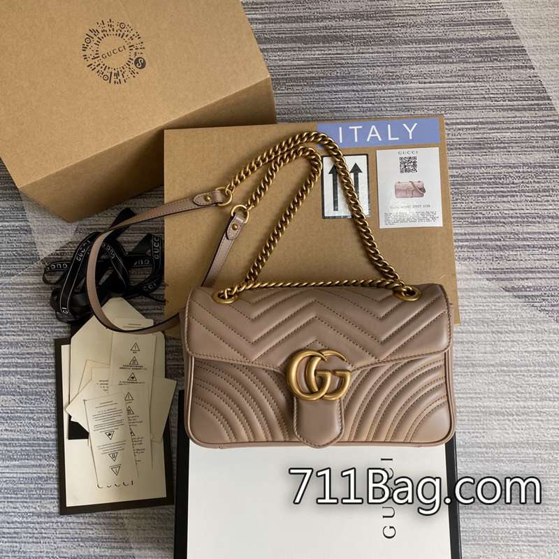 頂級超3AGucci 696075 奢侈品質感平價實現 高仿Gucci卡包尺寸:22.5x14x7厘米。顏色:黑色大G佈。 頂級超3AGucci 696075 奢侈品質感平價實現 高仿Gucci卡包尺寸:22.5x14x7厘米。顏色:黑色大G佈。