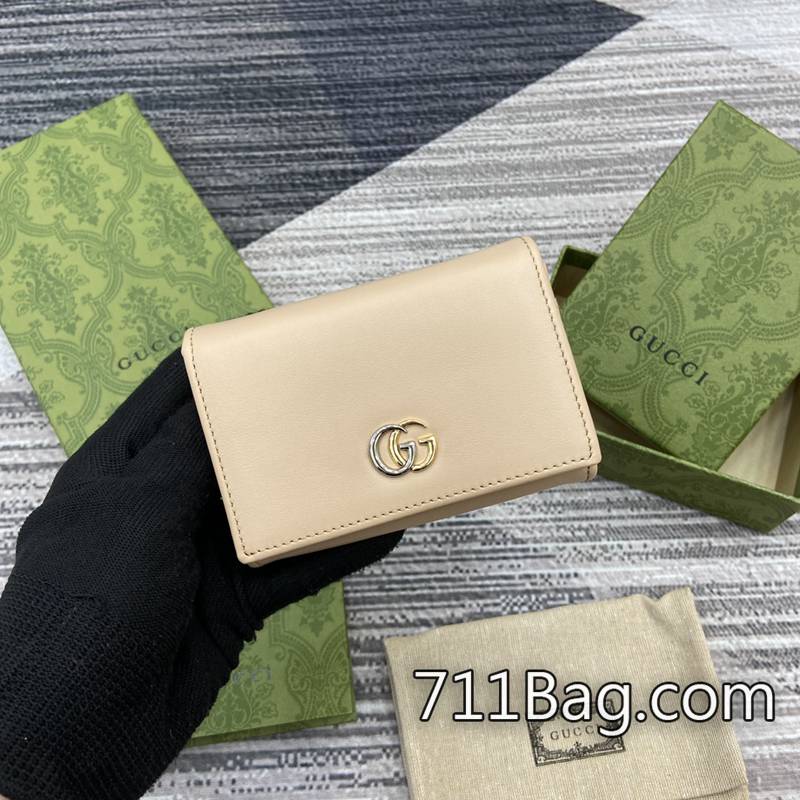 頂級A貨Gucci 790067 五金配件採用電鍍工藝,不易褪色。 Gucci Horsebit 1955包A貨尺寸:7.5(長)x11(寬)x2厘米(厚)顏色:淺米色/原廠皮。 頂級A貨Gucci 790067 五金配件採用電鍍工藝,不易褪色。 Gucci Horsebit 1955包A貨尺寸:7.5(長)x11(寬)x2厘米(厚)顏色:淺米色/原廠皮。
