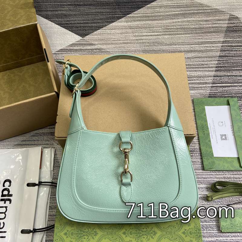 頂級一比一Gucci 782849 高端真皮手提包推薦 Gucci條紋經典仿包尺寸:27.5(寬)x19(高)x4厘米(深)顏色:淺綠皺漆。 頂級一比一Gucci 782849 高端真皮手提包推薦 Gucci條紋經典仿包尺寸:27.5(寬)x19(高)x4厘米(深)顏色:淺綠皺漆。