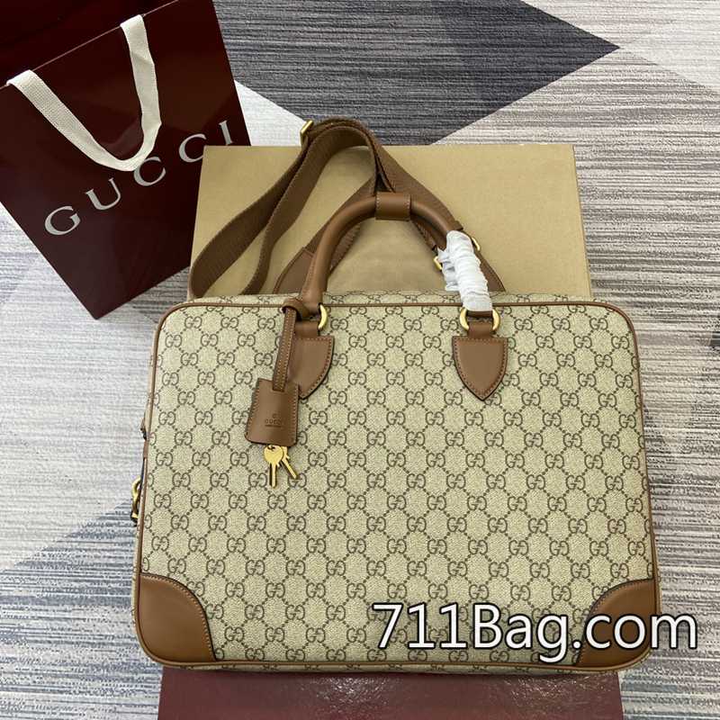 精品高仿Gucci 821149 高耐磨材質,使用壽命長。 高仿Gucci GG Marmont包尺寸:40厘米(寬)x30厘米(高)x6厘米(深)重量:約1.4千克顏色:棕色pvc/原廠皮。 精品高仿Gucci 821149 高耐磨材質,使用壽命長。 高仿Gucci GG Marmont包尺寸:40厘米(寬)x30厘米(高)x6厘米(深)重量:約1.4千克顏色:棕色pvc/原廠皮。