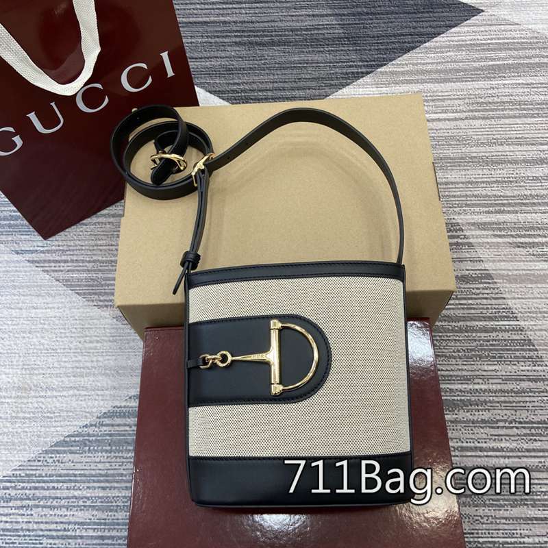 精仿Gucci 833665 細節到位一比一精品 Gucci經典老花A貨尺寸:18.5厘米(寬)x20厘米(高)x8.5厘米(深) 精仿Gucci 833665 細節到位一比一精品 Gucci經典老花A貨尺寸:18.5厘米(寬)x20厘米(高)x8.5厘米(深)
