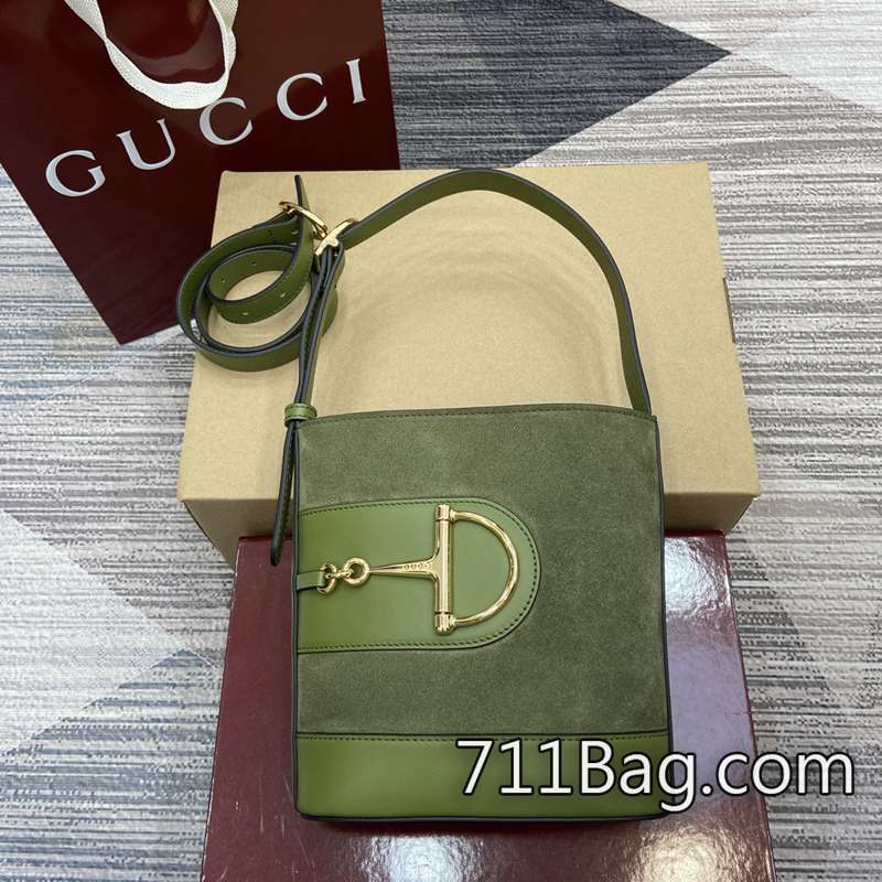 頂級超3AGucci古馳 833665 五金打磨光滑無毛邊,質感一流。 Gucci Dionysus酒神包高仿尺寸:18.5厘米(寬)x20厘米(高)x8.5厘米(深)重量:約0.5千克。顏色:綠色磨砂/原廠皮。 頂級超3AGucci古馳 833665 五金打磨光滑無毛邊,質感一流。 Gucci Dionysus酒神包高仿尺寸:18.5厘米(寬)x20厘米(高)x8.5厘米(深)重量:約0.5千克。顏色:綠色磨砂/原廠皮。