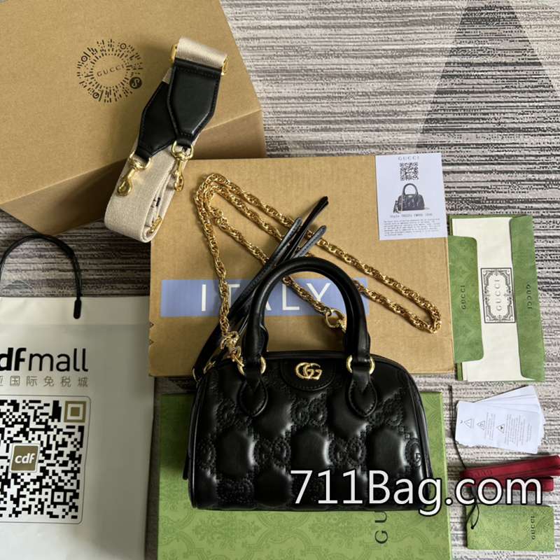 超3AGucci 702251 精品做工頂級還原 Gucci原廠五金A貨尺寸:19*13*11cm。顏色:克色/壓花G全皮。 超3AGucci 702251 精品做工頂級還原 Gucci原廠五金A貨尺寸:19*13*11cm。顏色:克色/壓花G全皮。