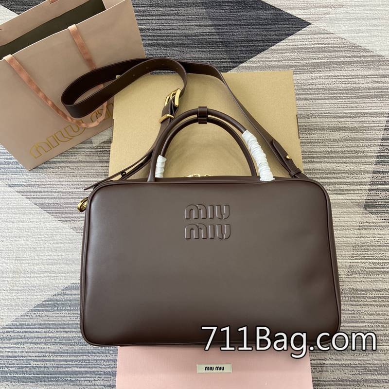 頂級一比一MiuMiu 5bb117 奢侈品質感平價實現 MiuMiu高仿原單貨 頂級一比一MiuMiu 5bb117 奢侈品質感平價實現 MiuMiu高仿原單貨