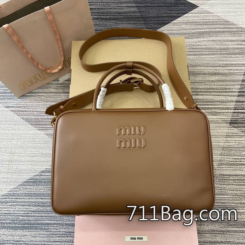 精品MiuMiu 5bb117 頂級進口皮革女包 高仿MiuMiu真假對比 精品MiuMiu 5bb117 頂級進口皮革女包 高仿MiuMiu真假對比