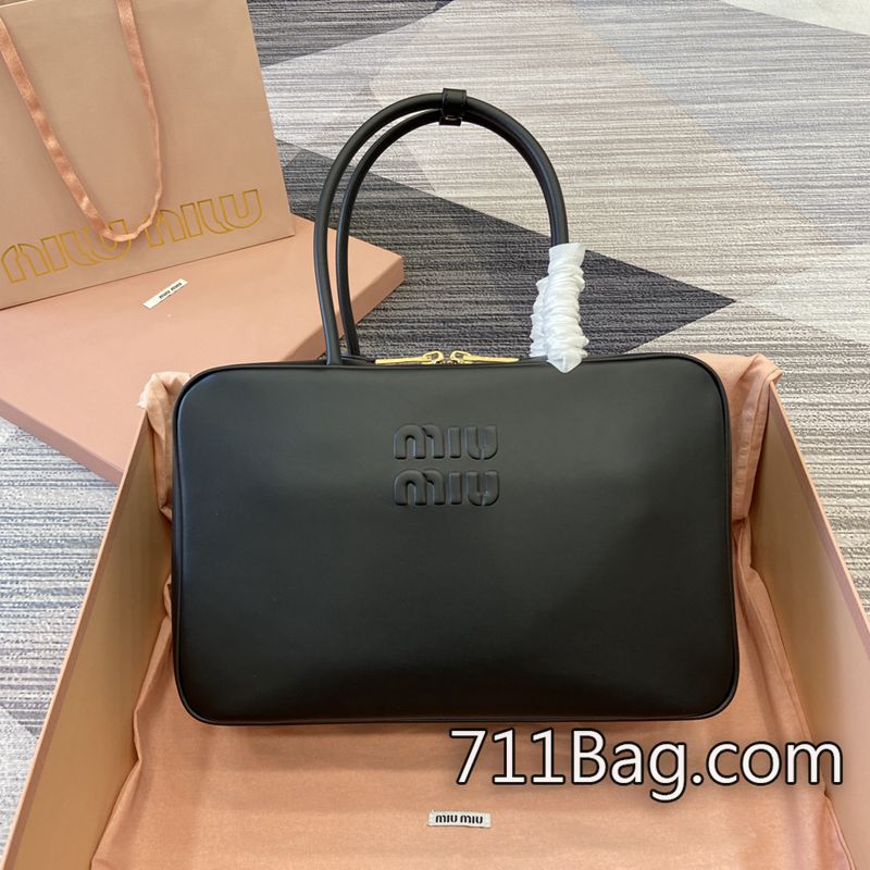 精品高仿MiuMiu 5bb117 每款包出廠前皆經嚴格檢驗。 高仿MiuMiu飾品 精品高仿MiuMiu 5bb117 每款包出廠前皆經嚴格檢驗。 高仿MiuMiu飾品