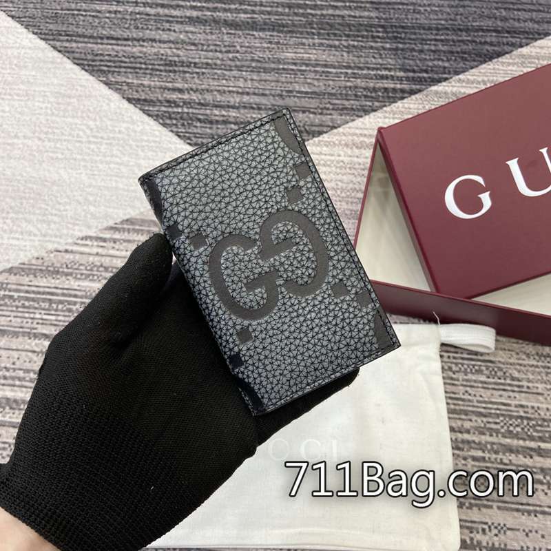 頂級高仿Gucci 739478 熟練工藝師手工打造,品質穩定。 Gucci一比一高仿價格打開時尺寸:15厘米(寬)x12厘米(高)閉合時尺寸:7.5厘米(寬)x12厘米(高)顏色:克灰荔/原廠皮。 頂級高仿Gucci 739478 熟練工藝師手工打造,品質穩定。 Gucci一比一高仿價格打開時尺寸:15厘米(寬)x12厘米(高)閉合時尺寸:7.5厘米(寬)x12厘米(高)顏色:克灰荔/原廠皮。