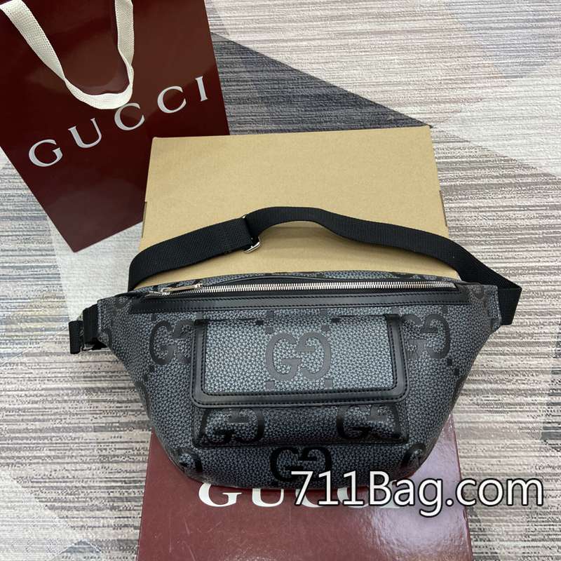 原版一比一Gucci 645093 包體設計比例完美,無失衡感。 Gucci精品A貨包包尺寸:28厘米(寬)x18厘米(高)x8厘米(深)重量:約0.56千克顏色:灰克荔枝色/原廠皮。 原版一比一Gucci 645093 包體設計比例完美,無失衡感。 Gucci精品A貨包包尺寸:28厘米(寬)x18厘米(高)x8厘米(深)重量:約0.56千克顏色:灰克荔枝色/原廠皮。