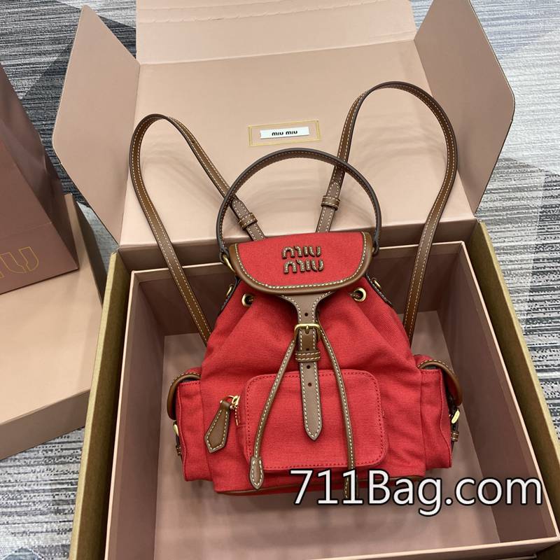 頂級高仿MiuMiu 5bz043 細節還原真品質感 高仿MiuMiu微信 頂級高仿MiuMiu 5bz043 細節還原真品質感 高仿MiuMiu微信