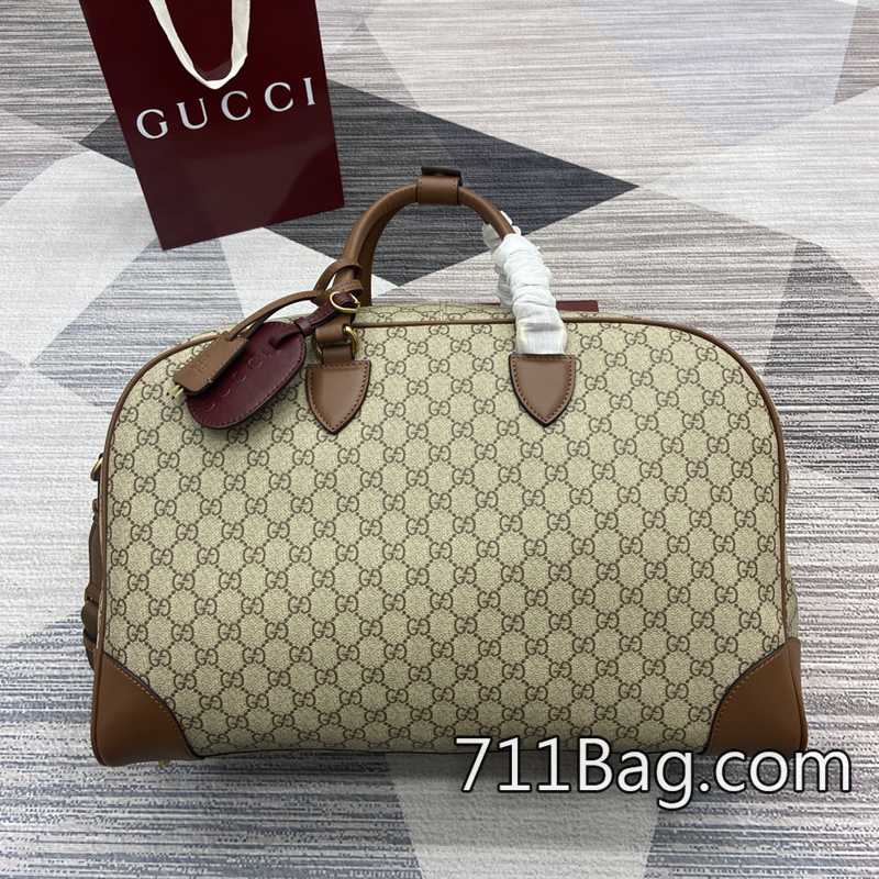 精品A貨Gucci 821148 LOGO字體間距完全對版。 時尚達人愛用Gucci仿包 精品A貨Gucci 821148 LOGO字體間距完全對版。 時尚達人愛用Gucci仿包