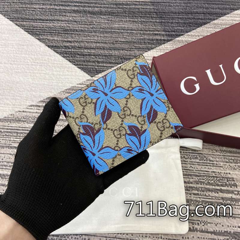 一比一Gucci 841146 高質量五金配件包包 Gucci A貨推薦閉合時尺寸:11厘米(寬)x9厘米(高);打開時尺寸:21厘米(寬)x9厘米(高)重量:約0.11千克顏色:啡膠印花/原廠皮。 一比一Gucci 841146 高質量五金配件包包 Gucci A貨推薦閉合時尺寸:11厘米(寬)x9厘米(高);打開時尺寸:21厘米(寬)x9厘米(高)重量:約0.11千克顏色:啡膠印花/原廠皮。