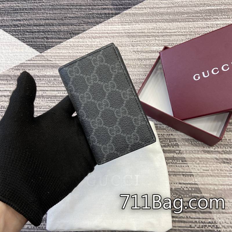精品A貨Gucci 821209 材質精選原單包款 Gucci Dionysus酒神包高仿這款米色與深棕色全拉鏈錢包綴飾現代風格花朵圖案和GG標識。型號:841150尺寸:19厘米(寬)x10.5厘米(高)x2.5厘米(厚)重量:約230克顏色:啡膠印花/原廠皮。 精品A貨Gucci 821209 材質精選原單包款 Gucci Dionysus酒神包高仿這款米色與深棕色全拉鏈錢包綴飾現代風格花朵圖案和GG標識。型號:841150尺寸:19厘米(寬)x10.5厘米(高)x2.5厘米(厚)重量:約230克顏色:啡膠印花/原廠皮。