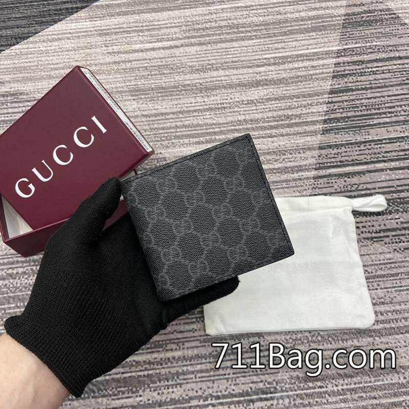 頂級精品Gucci 821200 高端質感經典款包包 Gucci超A貨包款閉合時尺寸:11厘米(寬)x9厘米(高)打開時尺寸:21厘米(寬)x9厘米(高)顏色:黑色/黑pvc。 頂級精品Gucci 821200 高端質感經典款包包 Gucci超A貨包款閉合時尺寸:11厘米(寬)x9厘米(高)打開時尺寸:21厘米(寬)x9厘米(高)顏色:黑色/黑pvc。
