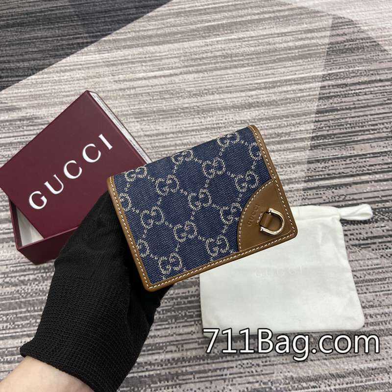 精品A貨Gucci 820692 包型挺立,結構不易變形。 Gucci高仿能過專櫃嗎閉合時尺寸:11厘米(寬)x8.5厘米(高)x3厘米(深);打開時尺寸:11厘米(寬)x17.5厘米(高)重量:約130克顏色:藍牛仔棕色/原廠皮。 精品A貨Gucci 820692 包型挺立,結構不易變形。 Gucci高仿能過專櫃嗎閉合時尺寸:11厘米(寬)x8.5厘米(高)x3厘米(深);打開時尺寸:11厘米(寬)x17.5厘米(高)重量:約130克顏色:藍牛仔棕色/原廠皮。
