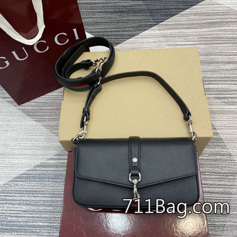 頂級A貨Gucci古馳 821623 精品做工頂級還原 Gucci經典老花A貨尺寸:23.5厘米(寬)x12.5厘米(高)x6.5厘米(深)重量:約0.67千克顏色:黑色/原廠皮。 頂級A貨Gucci古馳 821623 精品做工頂級還原 Gucci經典老花A貨尺寸:23.5厘米(寬)x12.5厘米(高)x6.5厘米(深)重量:約0.67千克顏色:黑色/原廠皮。