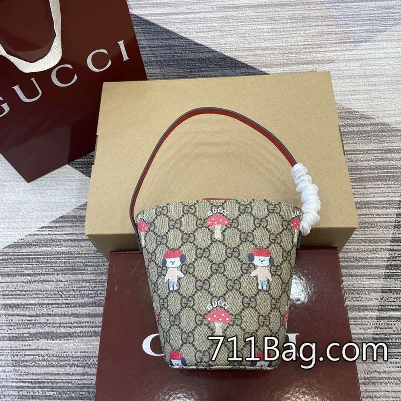 頂級精品Gucci 752356 奢華感十足的精品包 Gucci迷你包A貨尺寸:18.5厘米(寬)x16.5厘米(高)x7.5厘米(深)顏色:小狗紅蘑菇/原廠皮 頂級精品Gucci 752356 奢華感十足的精品包 Gucci迷你包A貨尺寸:18.5厘米(寬)x16.5厘米(高)x7.5厘米(深)顏色:小狗紅蘑菇/原廠皮