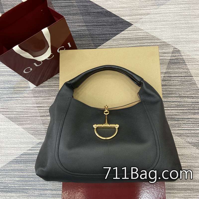 超3AGucci 837466 高質量五金配件包包 Gucci原廠仿品熱銷中尺寸:46厘米(寬)x26厘米(高)x16厘米(深)重量:約1.4千克顏色:黑色全皮/原廠皮。 超3AGucci 837466 高質量五金配件包包 Gucci原廠仿品熱銷中尺寸:46厘米(寬)x26厘米(高)x16厘米(深)重量:約1.4千克顏色:黑色全皮/原廠皮。