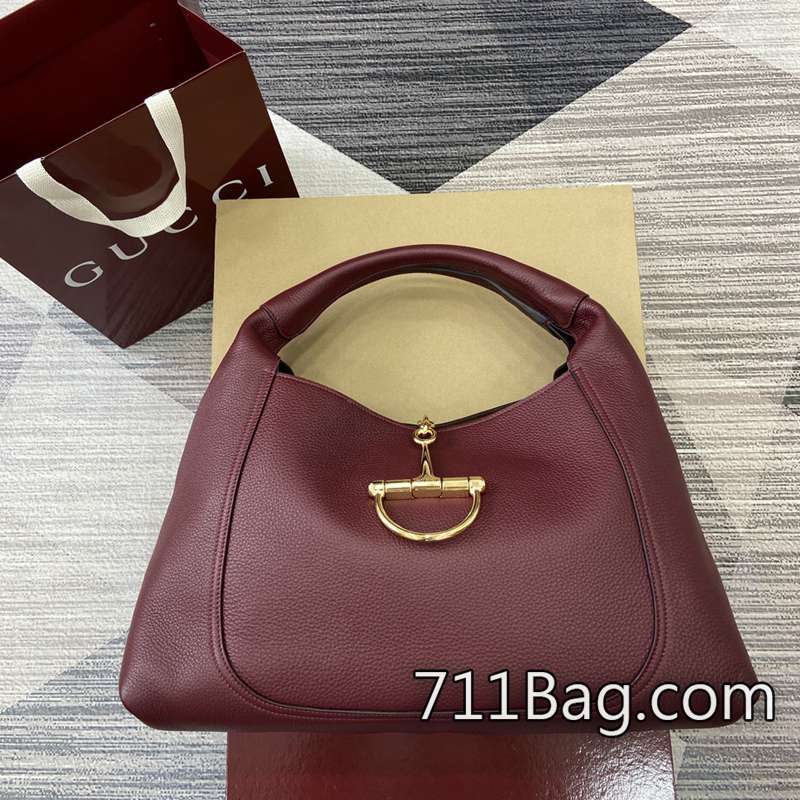 頂級高仿Gucci 837466 手工打造高端皮包 Gucci Bamboo竹節包高仿尺寸:46厘米(寬)x26厘米(高)x16厘米(深)重量:約1.4千克顏色:安可拉紅全皮/原廠皮。 頂級高仿Gucci 837466 手工打造高端皮包 Gucci Bamboo竹節包高仿尺寸:46厘米(寬)x26厘米(高)x16厘米(深)重量:約1.4千克顏色:安可拉紅全皮/原廠皮。
