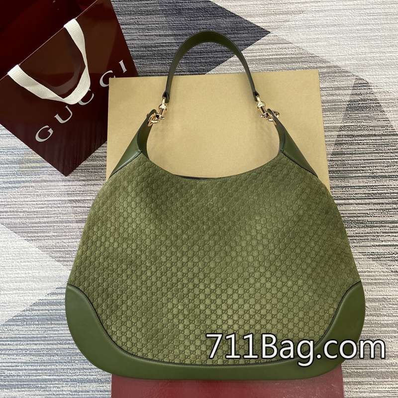 頂級一比一Gucci 815924 拉鍊順滑不卡頓,觸感極佳。 Gucci斜背包高仿尺寸:49(長)x46(高)x4cm(厚)顏色:綠色絨壓花。 頂級一比一Gucci 815924 拉鍊順滑不卡頓,觸感極佳。 Gucci斜背包高仿尺寸:49(長)x46(高)x4cm(厚)顏色:綠色絨壓花。