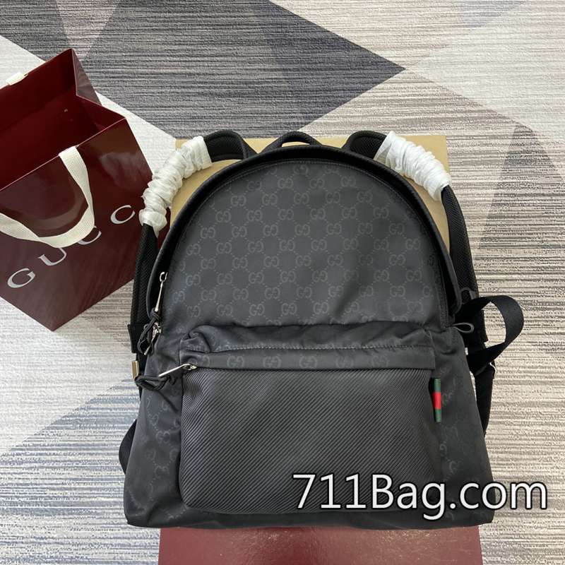 精品Gucci古馳 826364 奢侈品質感平價實現 Gucci包包高仿推薦2025尺寸:36.5厘米(寬)x40厘米(高)x23厘米(深)重量:約1.232千克顏色:黑色尼龍佈/原廠皮。 精品Gucci古馳 826364 奢侈品質感平價實現 Gucci包包高仿推薦2025尺寸:36.5厘米(寬)x40厘米(高)x23厘米(深)重量:約1.232千克顏色:黑色尼龍佈/原廠皮。