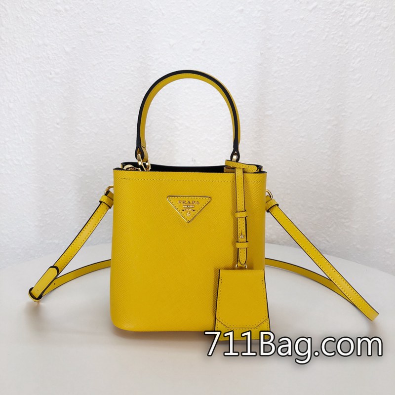 精品高仿Prada 1BA217 真皮壓紋質感包款 高仿Prada包值得買嗎尺寸:18×8.5×11cm 精品高仿Prada 1BA217 真皮壓紋質感包款 高仿Prada包值得買嗎尺寸:18×8.5×11cm