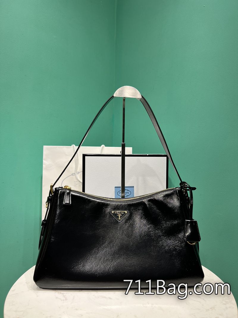 高仿Prada 1BC228 頂級皮料定製手袋 高仿Prada可驗貨嗎尺寸:長39x高24x底11.5cm 高仿Prada 1BC228 頂級皮料定製手袋 高仿Prada可驗貨嗎尺寸:長39x高24x底11.5cm