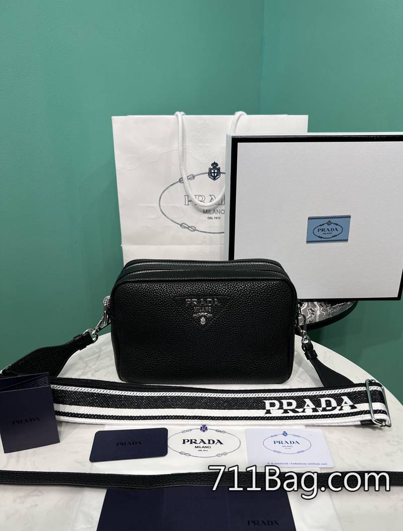 超3APrada 1BH08 真皮氣質通勤手袋 Prada A貨包包耐用嗎尺寸:長22x高14x底8cm 超3APrada 1BH08 真皮氣質通勤手袋 Prada A貨包包耐用嗎尺寸:長22x高14x底8cm