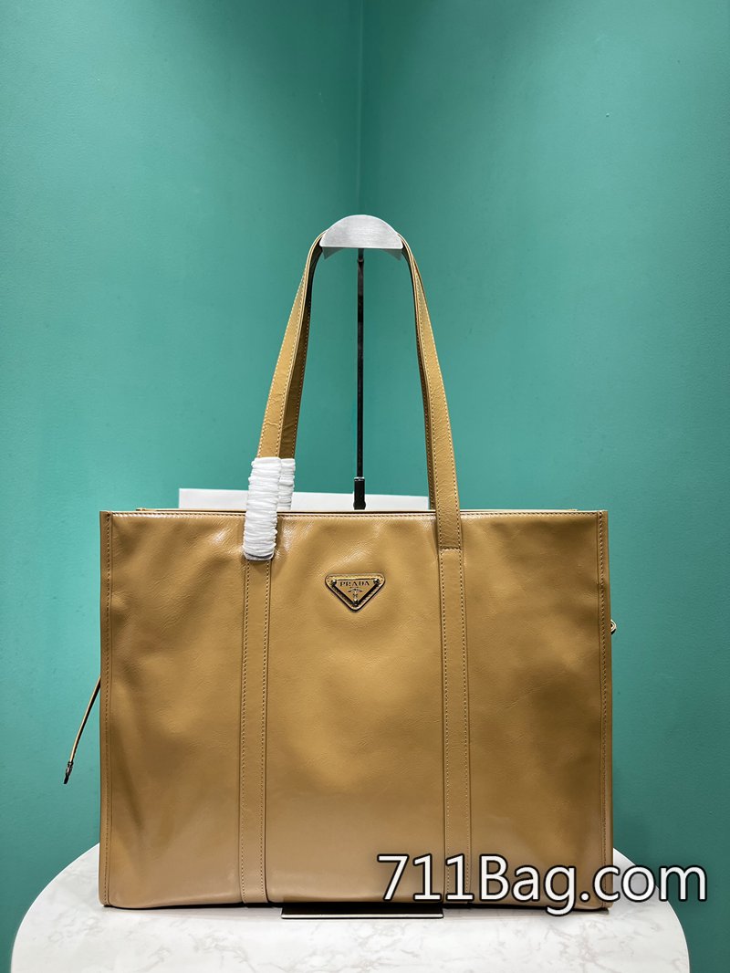 超3APrada 1BG460 精品做工頂級還原 百搭風格高仿Prada尺寸:長38x高30x底12cm型號:1BG460 超3APrada 1BG460 精品做工頂級還原 百搭風格高仿Prada尺寸:長38x高30x底12cm型號:1BG460