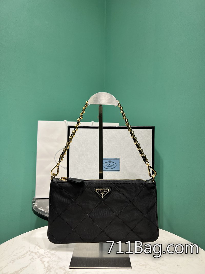 頂級高仿Prada 1Nl054 與正品對照無色差。 高仿Prada包包免運費尺寸:長24.5x高14cm型號:1Nl054 頂級高仿Prada 1Nl054 與正品對照無色差。 高仿Prada包包免運費尺寸:長24.5x高14cm型號:1Nl054