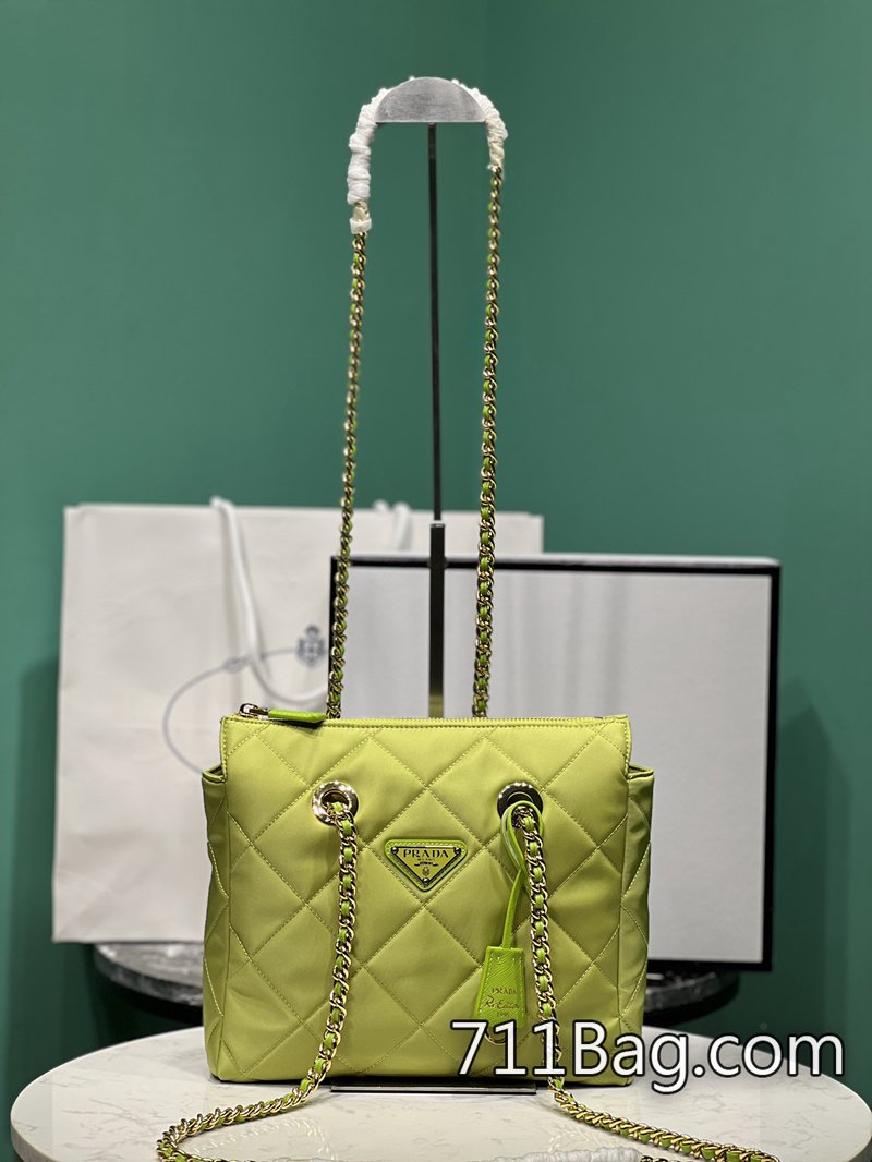 頂級精品Prada 1BG468 專櫃同步細節一樣 高仿Prada包包哪裡買尺寸:長25×寬5×高25cm 頂級精品Prada 1BG468 專櫃同步細節一樣 高仿Prada包包哪裡買尺寸:長25×寬5×高25cm
