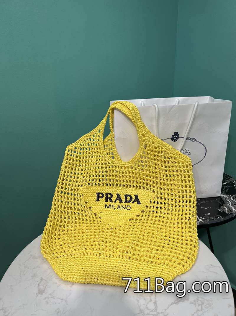 A貨Prada 1BG424 奢侈品質感平價實現 仿Prada包可刷卡嗎尺寸:高45寬51cm A貨Prada 1BG424 奢侈品質感平價實現 仿Prada包可刷卡嗎尺寸:高45寬51cm