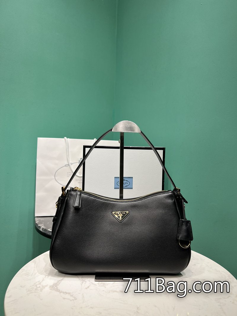 頂級精品Prada 1BC229 如藝術品般的精緻呈現。 高仿Prada怎麼保養尺寸:長31x高18x底10cm 頂級精品Prada 1BC229 如藝術品般的精緻呈現。 高仿Prada怎麼保養尺寸:長31x高18x底10cm