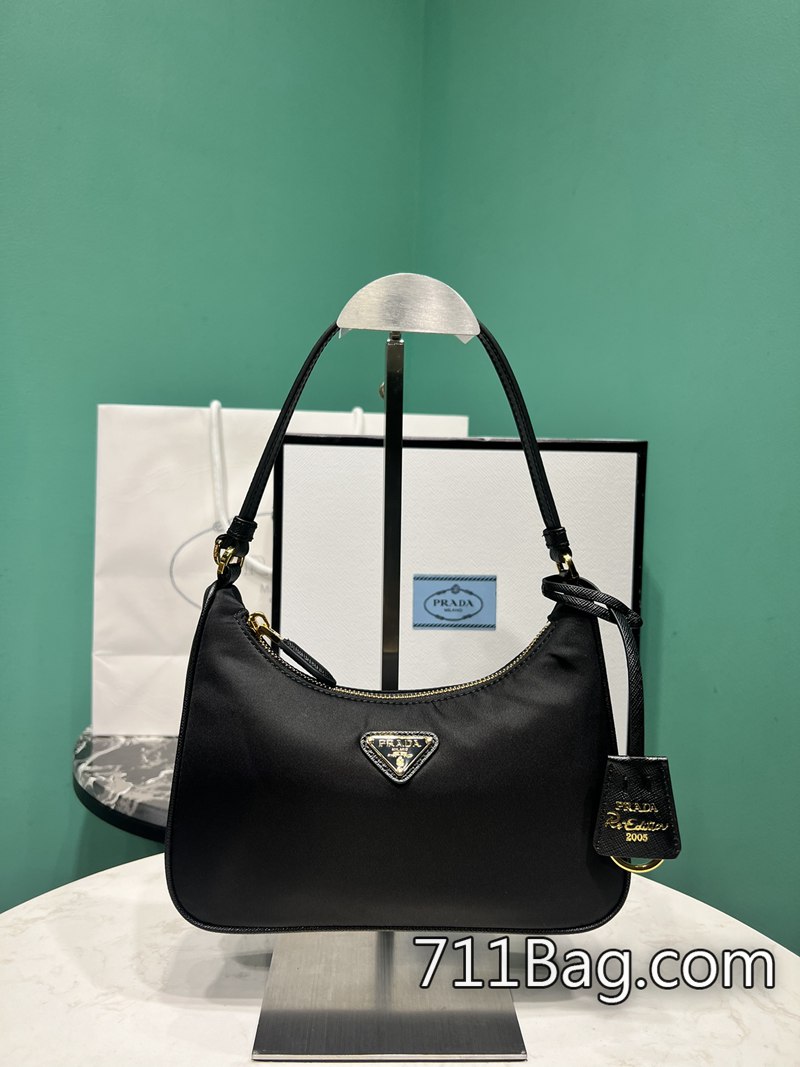 超3APrada 1NE204 熟練工藝師手工打造,品質穩定。 A貨Prada包海外配送尺寸:長22x高18x底6.5cm型號:1NE204M 超3APrada 1NE204 熟練工藝師手工打造,品質穩定。 A貨Prada包海外配送尺寸:長22x高18x底6.5cm型號:1NE204M