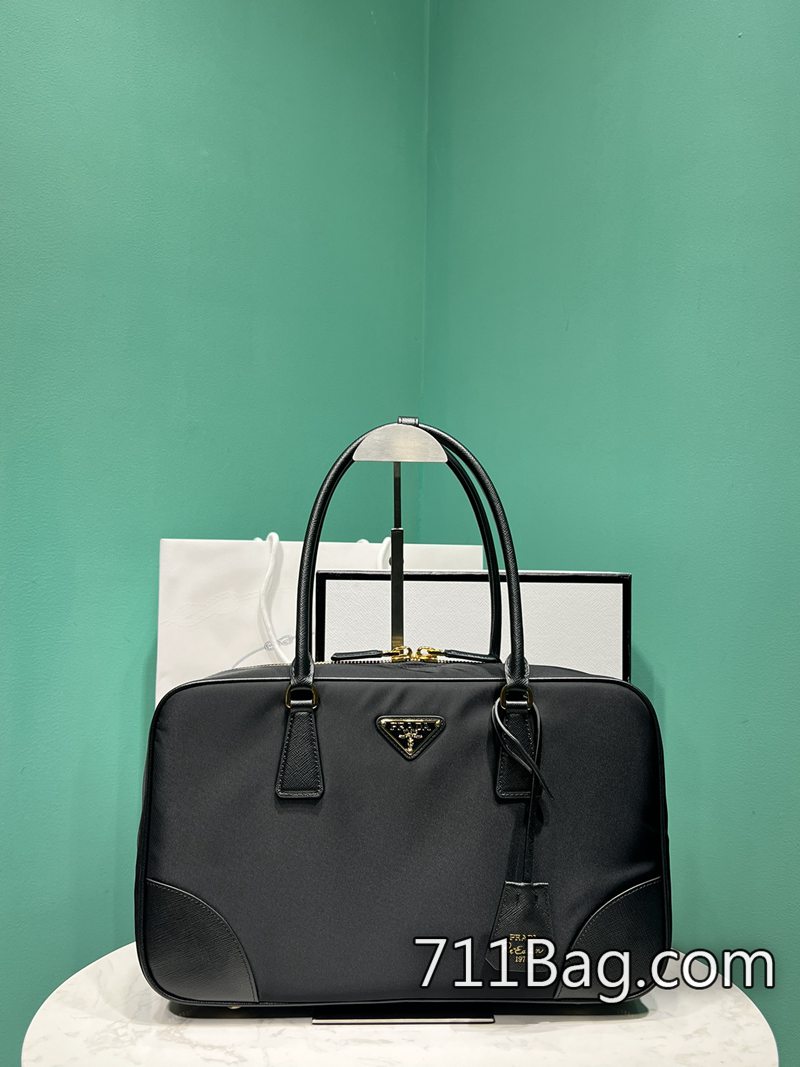超3APrada 1BB114 做工嚴格打磨質感 高仿Prada包耐用嗎尺寸:長35x高21.5x底10cm 超3APrada 1BB114 做工嚴格打磨質感 高仿Prada包耐用嗎尺寸:長35x高21.5x底10cm