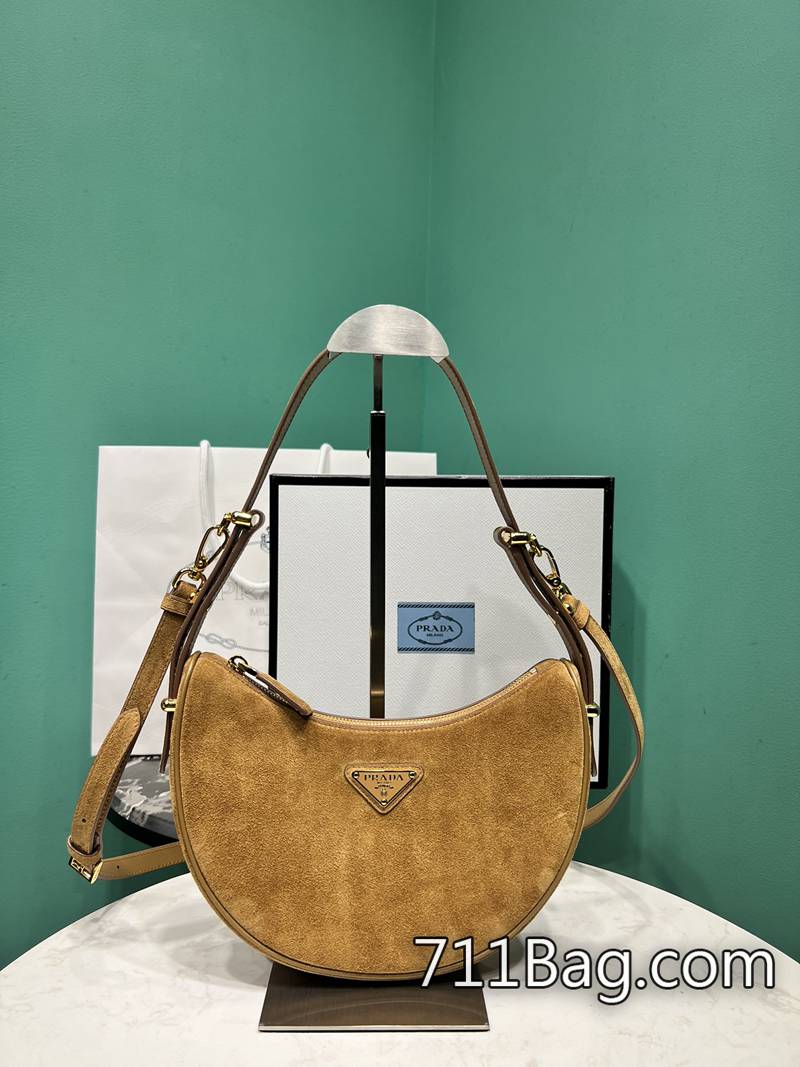 精品A貨Prada 1BC194 奢侈品質感親民價 A貨Prada包海外配送尺寸:長22.5x高18.5x底6.5cm 精品A貨Prada 1BC194 奢侈品質感親民價 A貨Prada包海外配送尺寸:長22.5x高18.5x底6.5cm