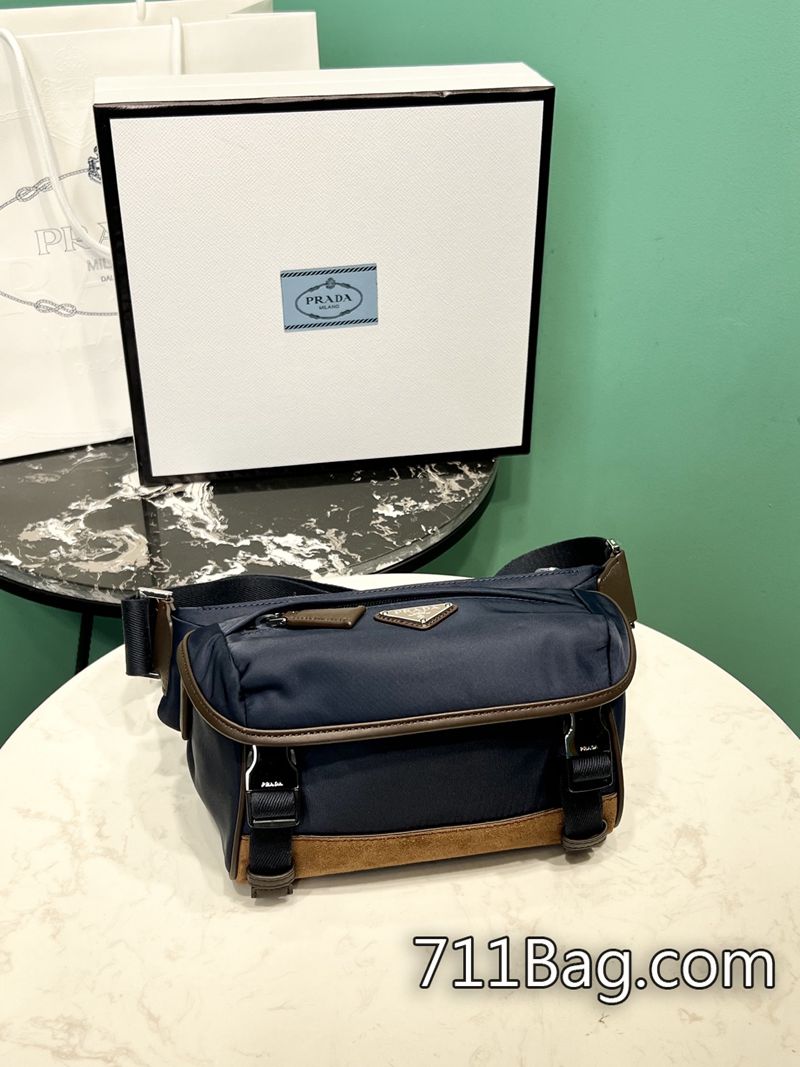 精品高仿Prada 2VH171 頂級復刻版本,手工訂製級別。 A貨Prada包便宜又好尺寸:長20x高13x底9cm 精品高仿Prada 2VH171 頂級復刻版本,手工訂製級別。 A貨Prada包便宜又好尺寸:長20x高13x底9cm